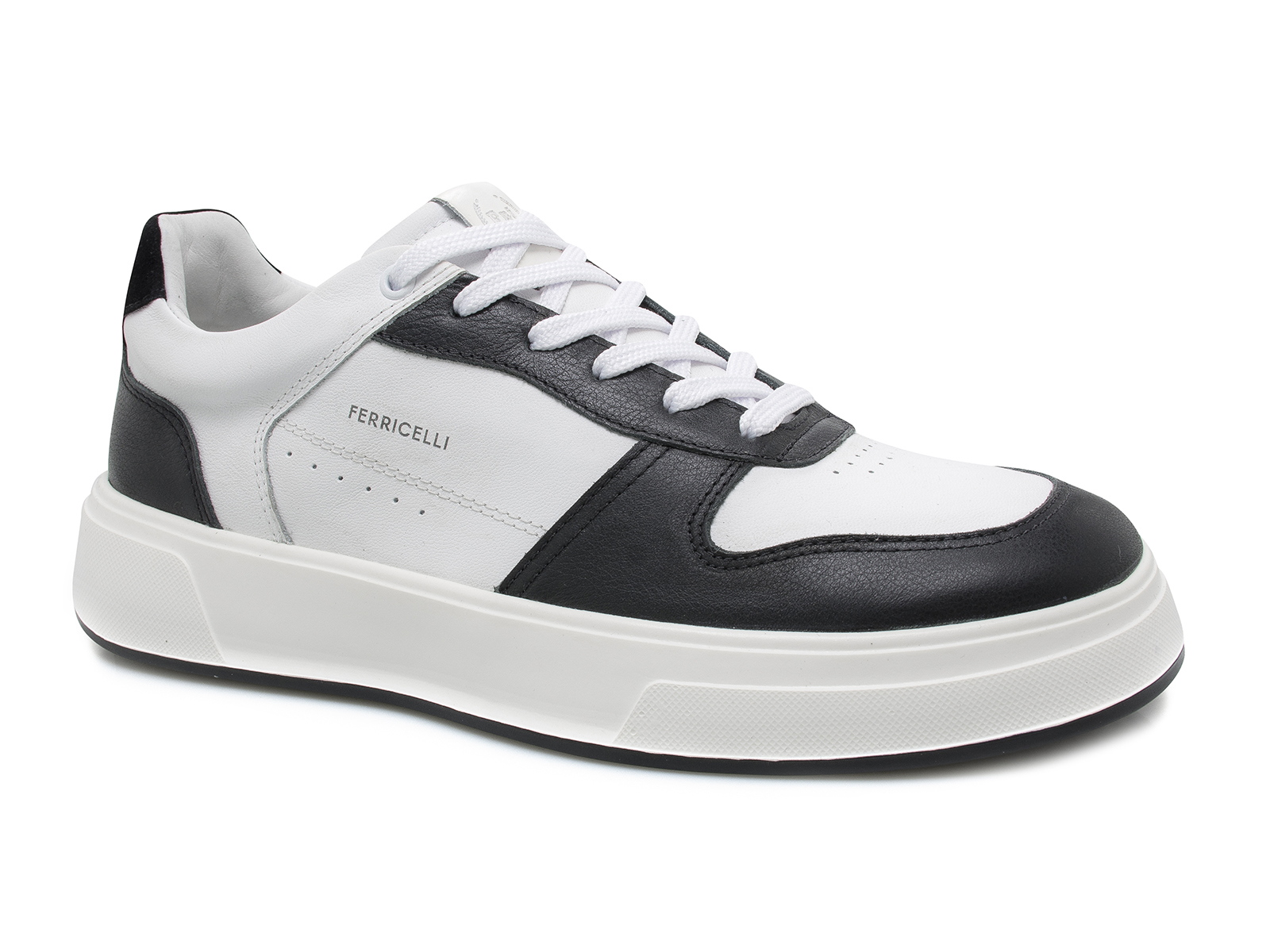 OMD65400-NSC61 NEW SOFT PRETO/BRANCO UNIS OMODA EVA PRETO/ALVEJADO